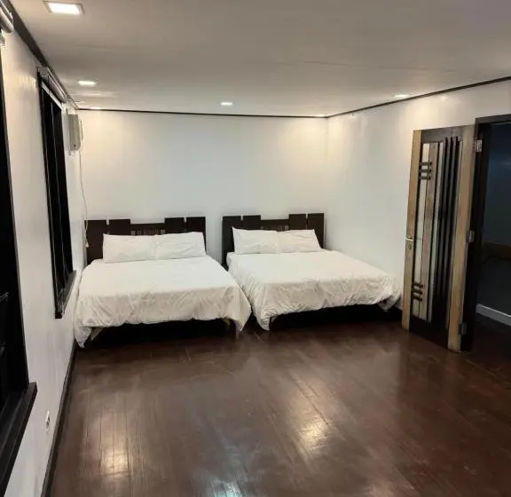 ファミリールーム, Colione Bed And Breakfast