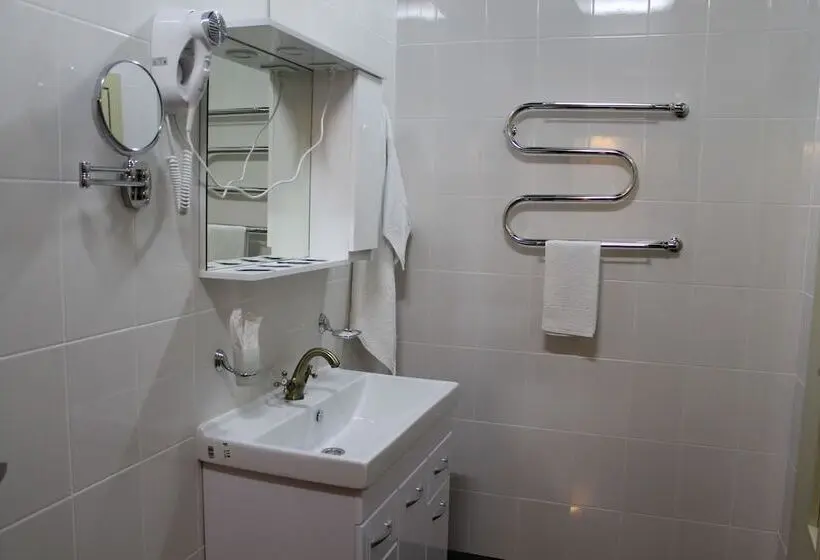 سوئیت با بالکن, Livadia