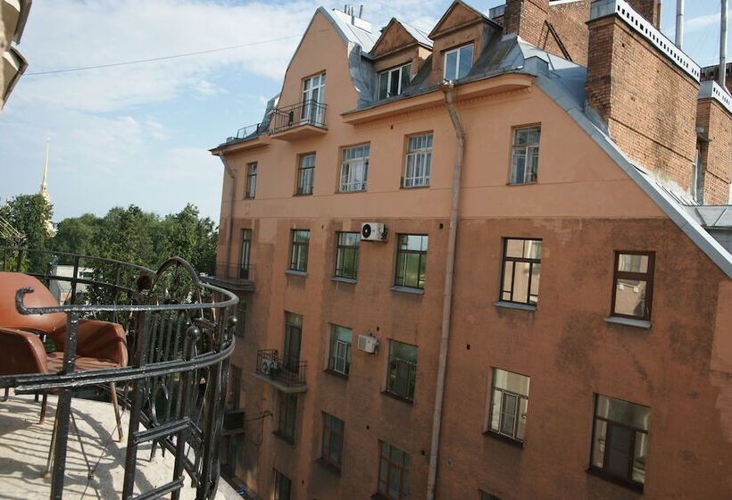 سرير فى غرفة مشتركه, Malevich Hostel