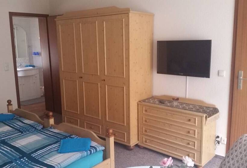 Quarto Estandar, Pension Am Schrotturm Tangermünde