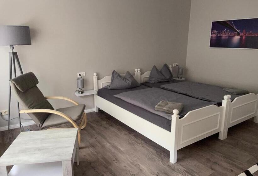 Quarto Familiar, Pension Am Schrotturm Tangermünde