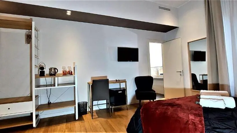 اتاق استاندارد با تخت بزرگ, Vatican Rome Suite