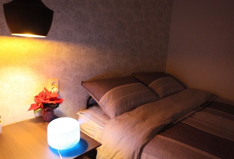 标准间, Capsule Hotel Goodstayinn