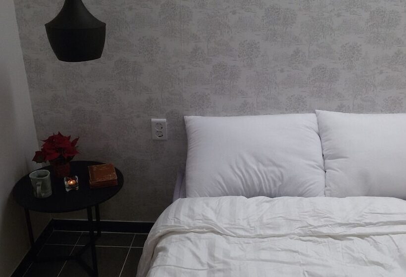 标准间, Capsule Hotel Goodstayinn