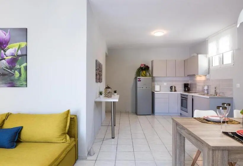 Perhehuoneisto 2 Makuuhuonetta, Casa Di Kasapa