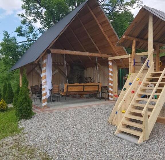 آپارتمان سوپریور 1 خوابه, Zajazd Teremulka