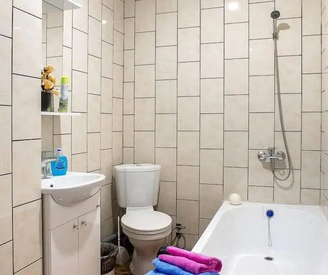 ルームシェアのワンベッド, Filosof Hostel
