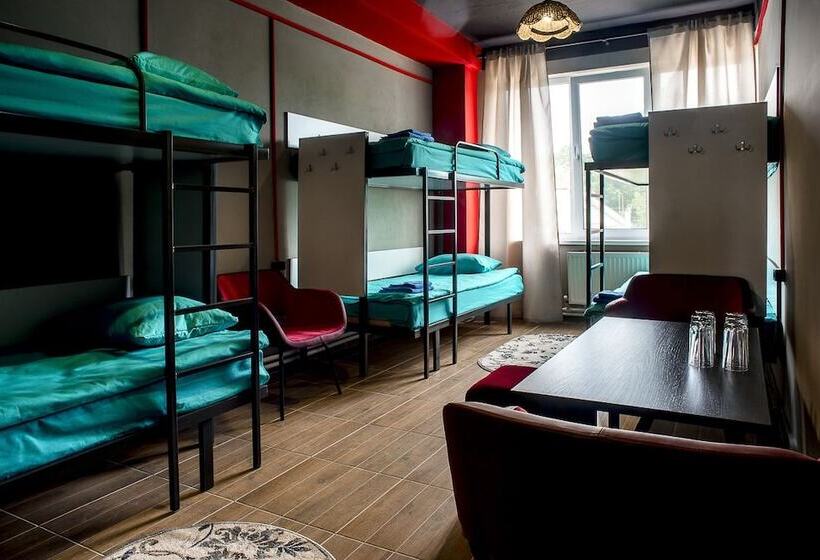 מיטה בחדר משותף, Filosof   Hostel