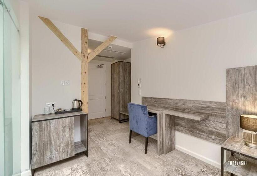 스탠다드 싱글 룸, Pałac Wierzbiczany