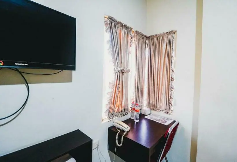 エコノミールーム, Reddoorz Plus Near Mall Panakukang 2