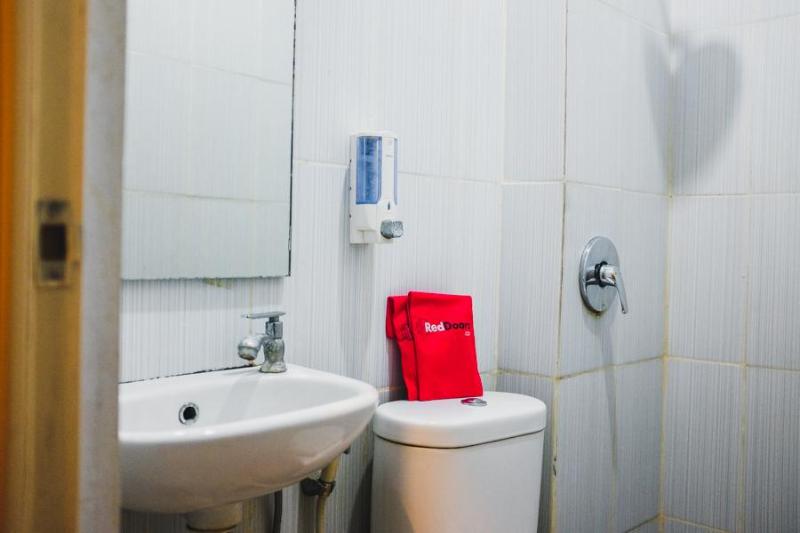 豪华房间, Reddoorz Plus Near Mall Panakukang 2