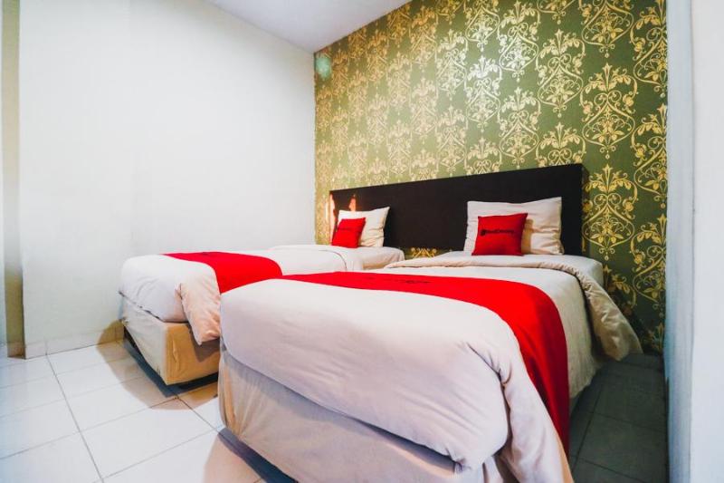 Номер Deluxe, Reddoorz Plus Near Mall Panakukang 2
