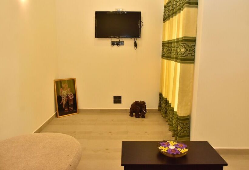 ویلا دلوکس 2 خوابه, Aurora Four Seasons Villa & Spa