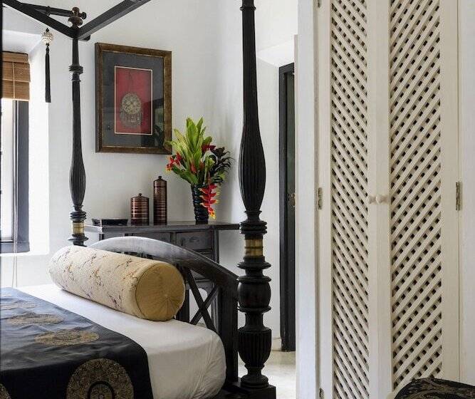 标准间, Coco Tangalla