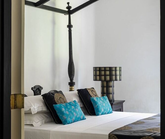 标准间, Coco Tangalla