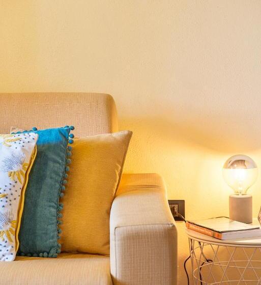 استودیوی استاندارد, Massa Alta B&b E Appartamenti