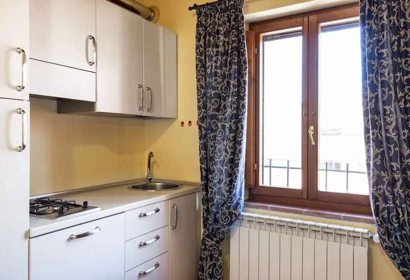Huoneisto 1 Makuuhuone, Massa Alta B&b E Appartamenti