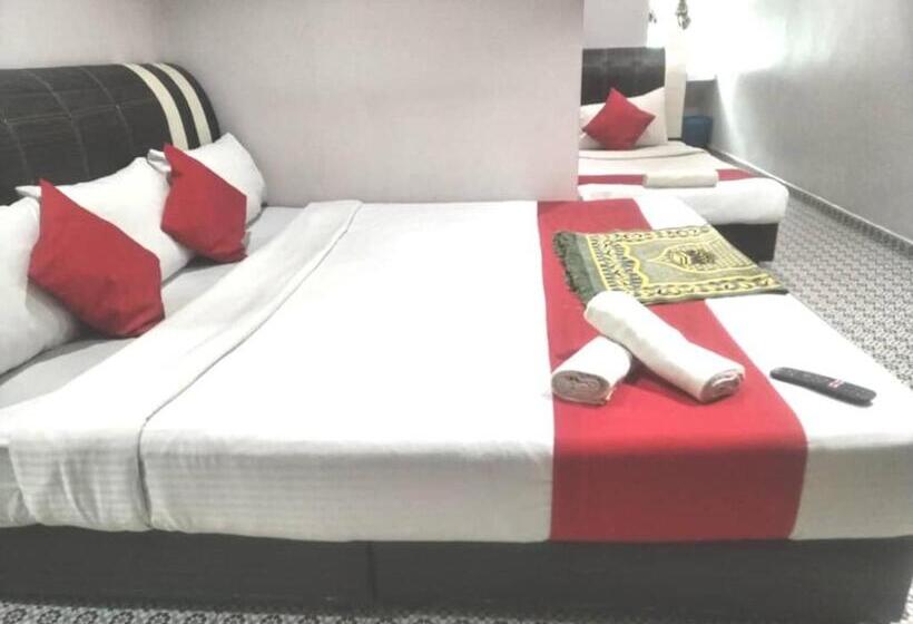 חדר דלוקס לשלושה, Ar Rayyan