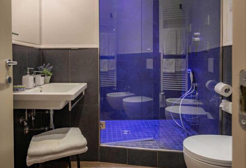 سوییت جونیور لوکس, Boutique Hotel Del Corso