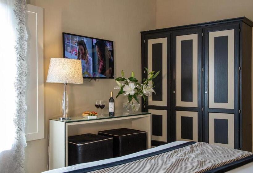 اتاق پریمیوم با بالکن, Boutique Hotel Del Corso