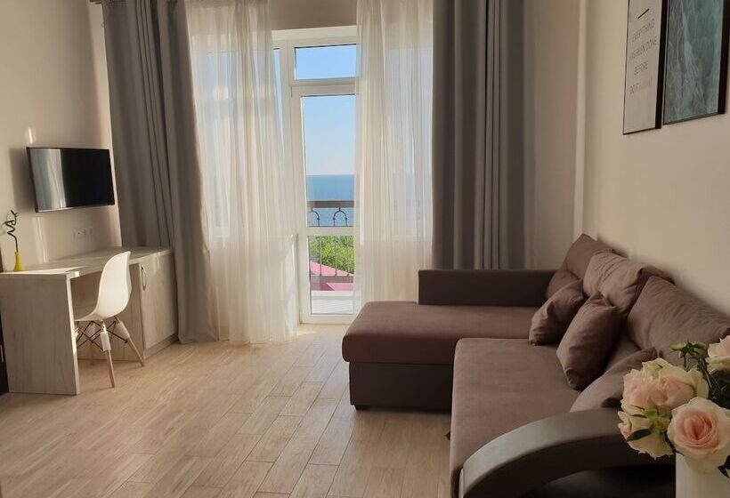 جناح ديلوكس غرفتين نوم, Loofki