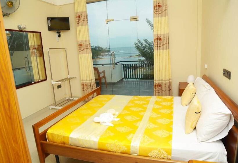 オーシャンビューデラックスルーム, Queens Beach