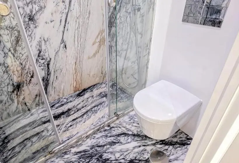 اتاق استاندارد, Hola Lisbon Suites