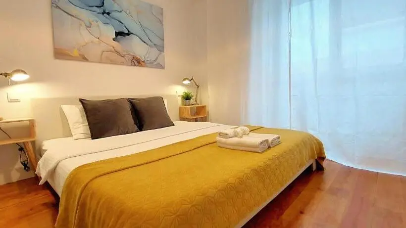 اتاق استاندارد با سرویس بهداشتی مشترک, Hola Lisbon Suites