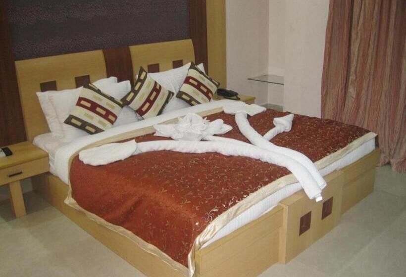 غرفة بريميوم, Royal Highness