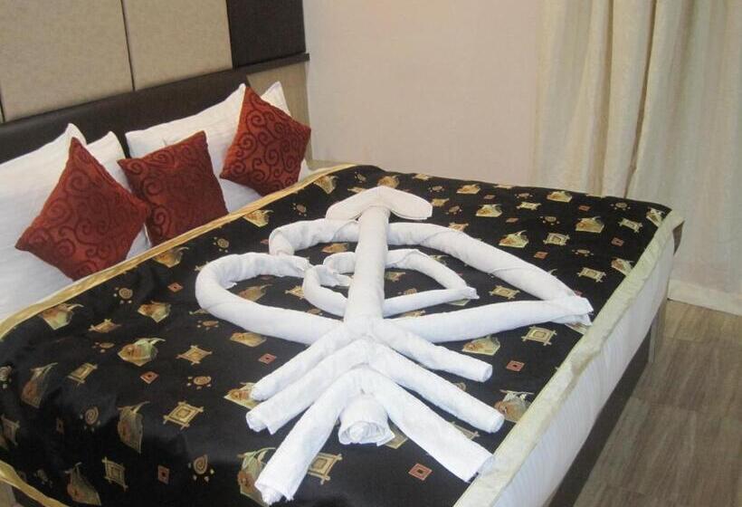 غرفة بريميوم, Royal Highness