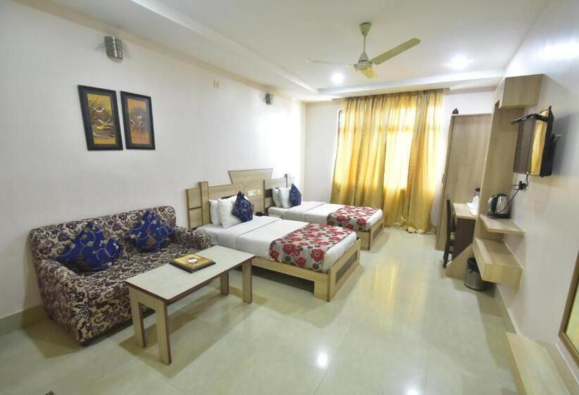 غرفة قياسية, Royal Highness