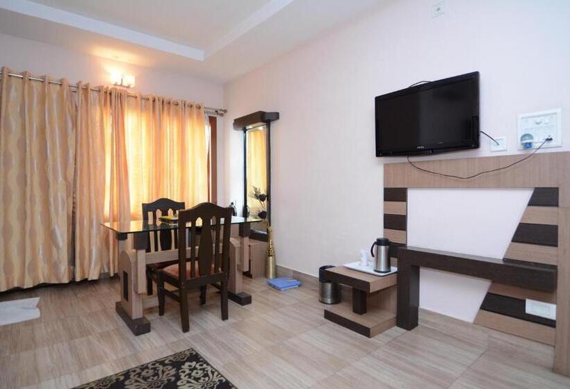 غرفة قياسية سرير كينج, Royal Highness