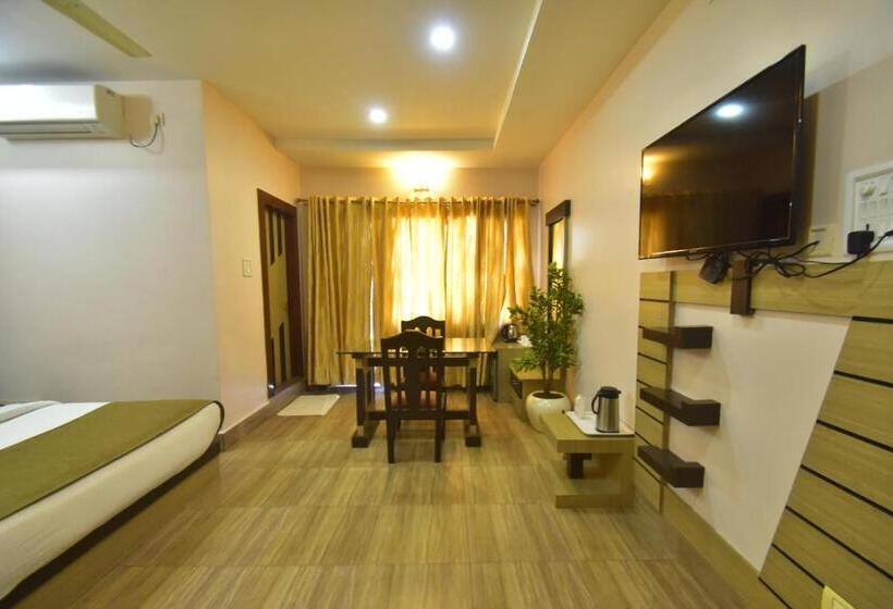 غرفة قياسية سرير كينج, Royal Highness