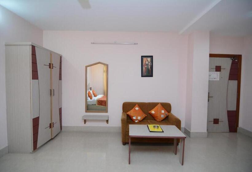 غرفة ديلوكس, Royal Highness