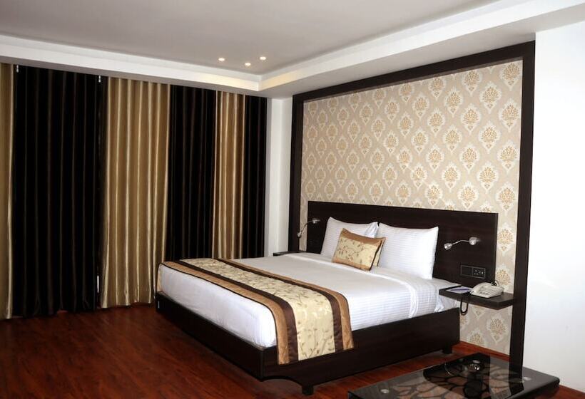 اتاق اجرایی, Vijay Paradise