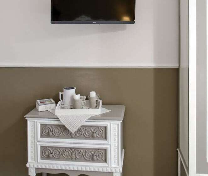 اتاق لوکس, Affittacamere Angel 2