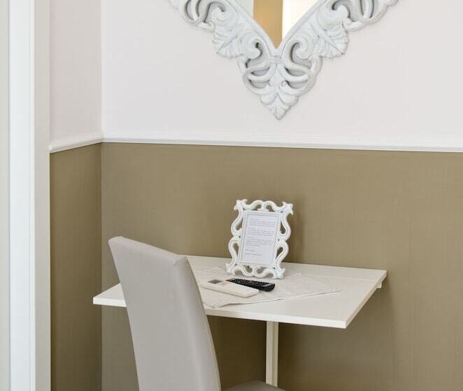 اتاق لوکس, Affittacamere Angel 2