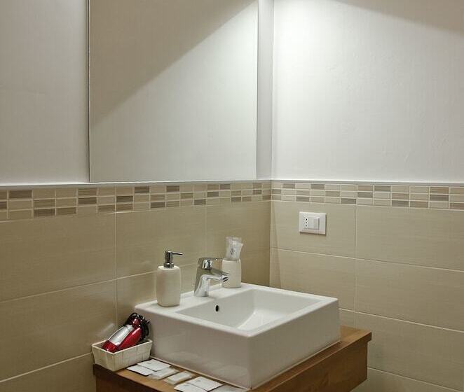 اتاق لوکس با بالکن, Affittacamere Angel 2