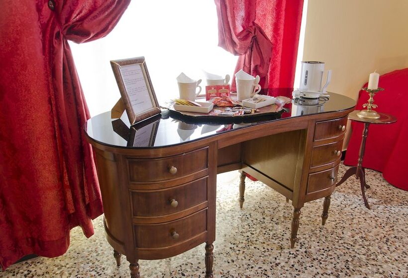 اتاق لوکس سه تخته, Affittacamere Angel 2