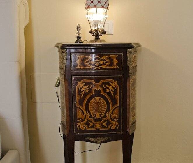 اتاق لوکس سه تخته, Affittacamere Angel 2