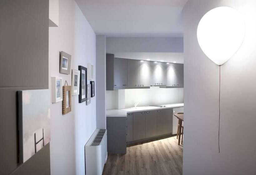 Люкс, Apollon Library Suites