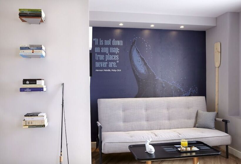 Люкс Премиум, Apollon Library Suites