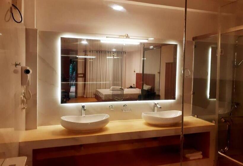 Enrumsvilla, Sri Lanka Beach House Hotel And Spa