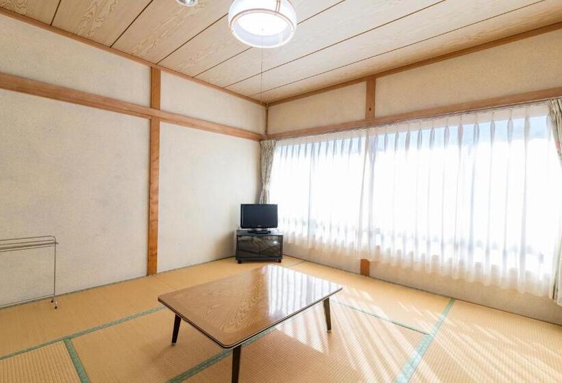 Standard Room Shared Bathroom, Chokiya