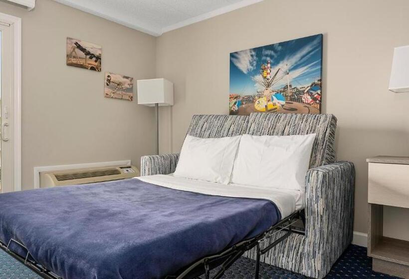 Полулюкс с Балконом, Adventurer Oceanfront Inn