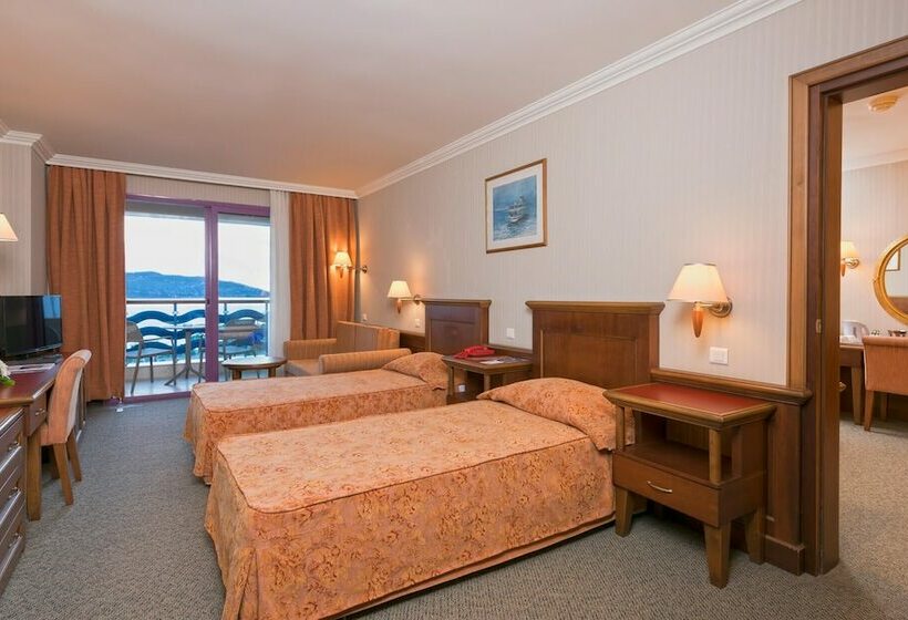 غرفة قياسية إطلالة جانبية علي البحر, Grand Kaptan Hotel   All Inclusive