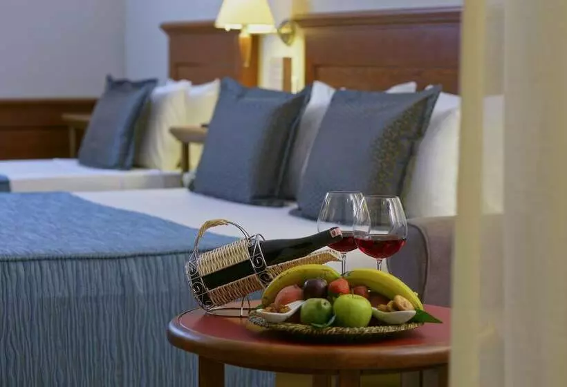 サイドオーシャンビューのトリプルルームスタンダード, Grand Kaptan Hotel   All Inclusive
