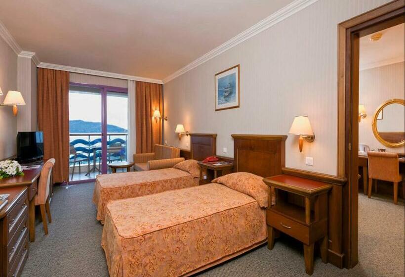 غرفة قياسية إطلالة جانبية علي البحر, Grand Kaptan Hotel   All Inclusive