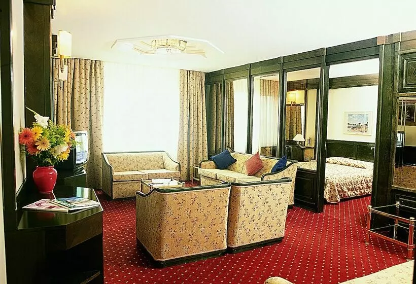 スイート, Istanbul Royal