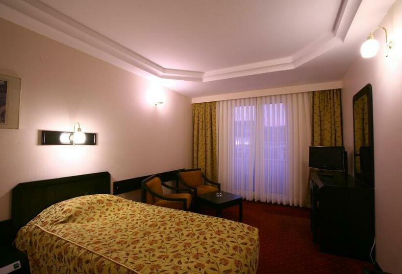 اتاق استاندارد, Istanbul Royal